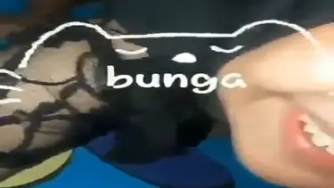 Cewek Indo Ketawa Geli Sambil Digenjot Masuk poster